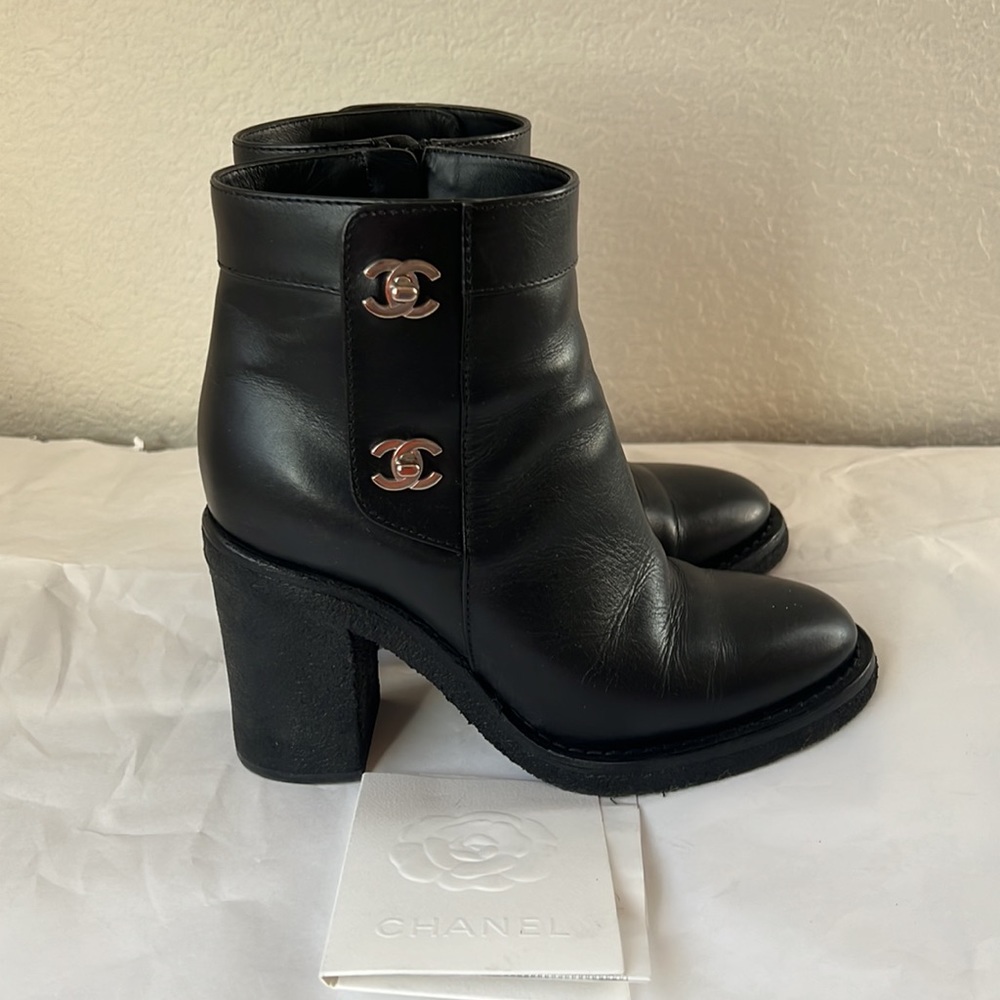 Chanel ankle boots - Picture 2 of 9